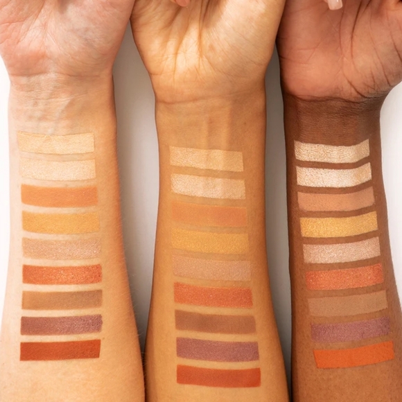 NIB Winky Lux Latte Kitten Eyeshadow Palette - Picture 5 of 6